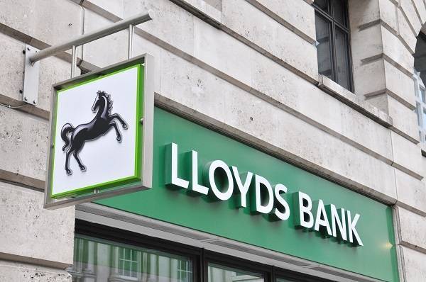 Lloyd’s: Ιστορικό ρεκόρ ζημιών για τις ασφαλιστικές εταιρείες