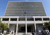 Έρευνα διέταξε η ΓΑΔΑ για τον αστυνομικό που βιαιοπράγησε σε βάρος συλληφθέντα