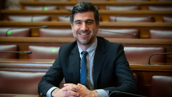 Γλαβίνας: Αποκούμπι της ΝΔ η σύσταση εξεταστικής επιτροπής