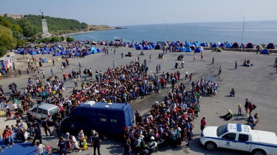 Λέσβος: Περισσότεροι από 5.000 πρόσφυγες και μετανάστες έφτασαν το Σεπτέμβριο