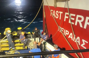 Τέλος έπειτα από 18 ώρες στην…Οδύσσεια του Fast Ferries Andros