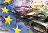 Κλάους Ρέγκλινγκ: "Δεν θα υπάρξει κούρεμα του ελληνικού χρέους"