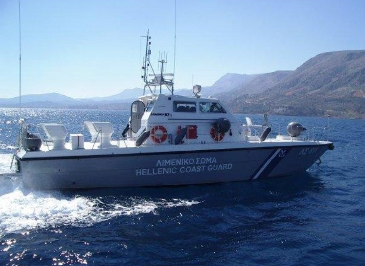 Λιμενικό: Εντοπισμός και διάσωση 17 μεταναστών στη Χίο-Καταστράφηκε η λέμβος