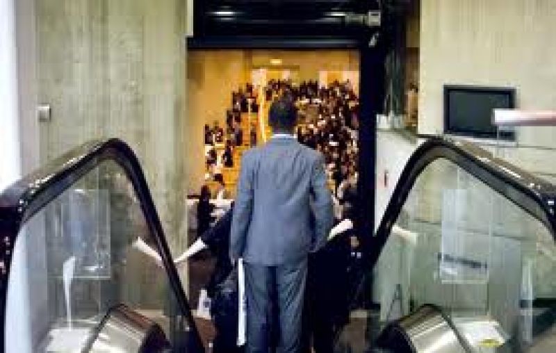 ΗΠΑ: Σε χαμηλό 2 ετών η καταναλωτική εμπιστοσύνη για τον Οκτώβριο