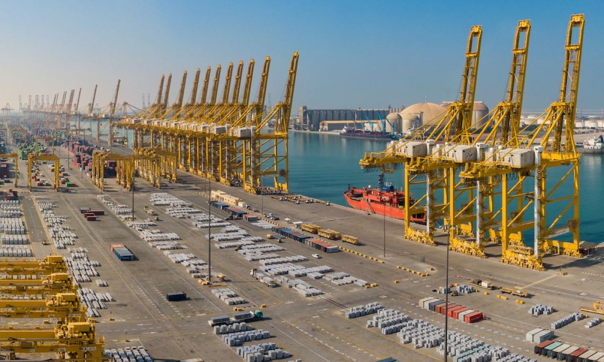 Επενδυτική της Σαουδικής Αραβίας αγοράζει μερίδιο της DP World