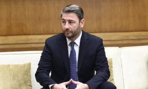 Ανδρουλάκης: Καλώ τα κόμματα της δημοκρατικής αντιπολίτευσης να συνεννοηθούμε για αναθεώρηση του άρθρου 86