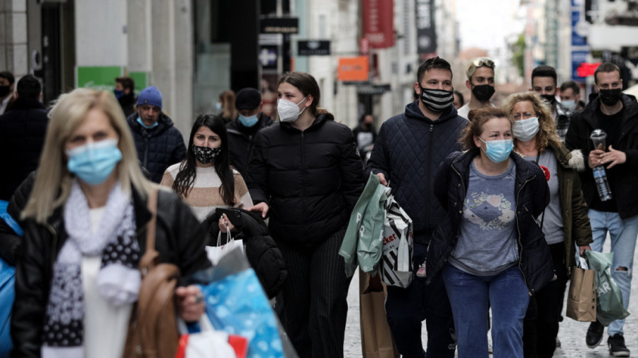 Επιτροπή Εμπειρογνωμόνων: Χρήση μάσκας σε κλειστούς χώρους, νοσοκομεία και ΜΜΜ