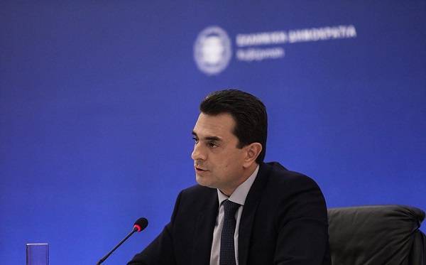 Σκρέκας: Έρχονται νέα μέτρα στήριξης για ευάλωτα νοικοκυριά και αγρότες