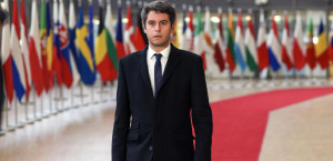 Γαλλία: Πρωθυπουργός ο Γκαμπριέλ Ατάλ- Μόλις 34 ετών