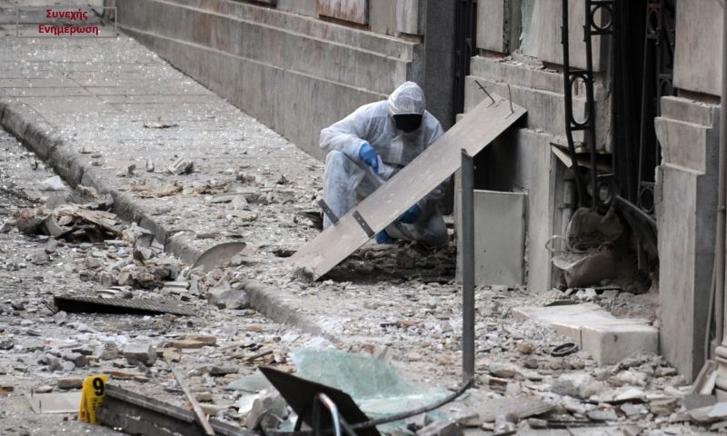Τρομοκρατία-ΣΕΒ: «Βομβαρδισμένο» τοπίο η περιοχή-Δύο ύποπτοι από περιγραφές μαρτύρων (photos)