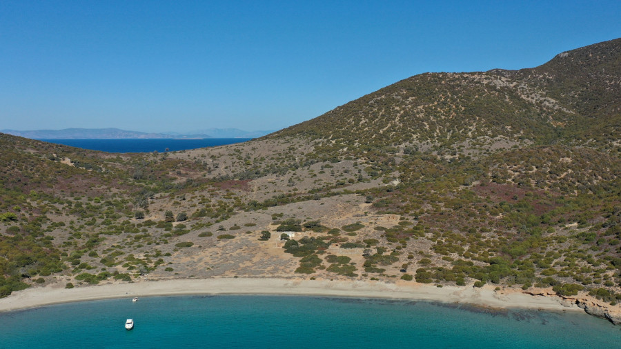 Grivalia-Six Senses: Σύμβαση για το «Six Senses Megalonisos» στους Πεταλιούς