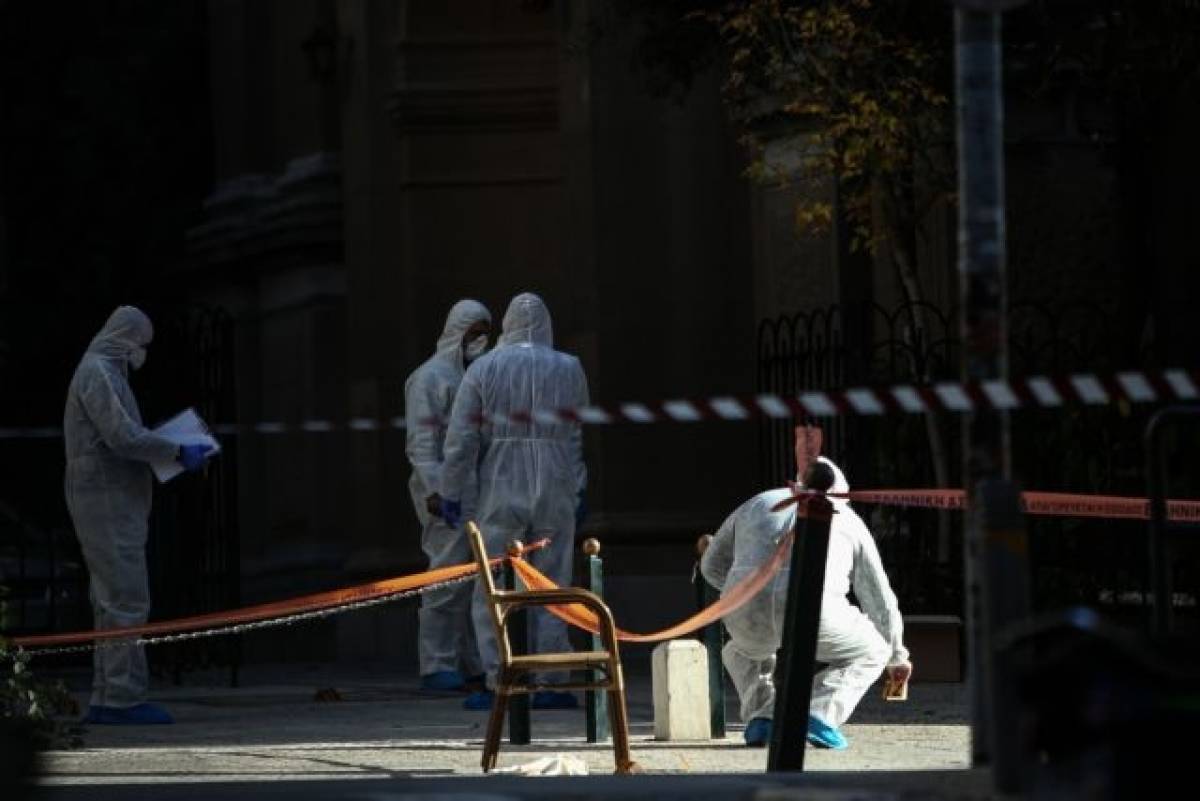Έντονος προβληματισμός στις Αρχές για την έκρηξη στο Κολωνάκι