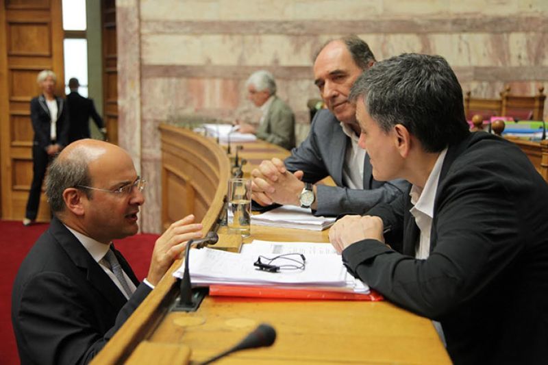 Αντιπαράθεση Τσακαλώτου-Χατζηδάκη ιδανικό... φινάλε στη Βουλή