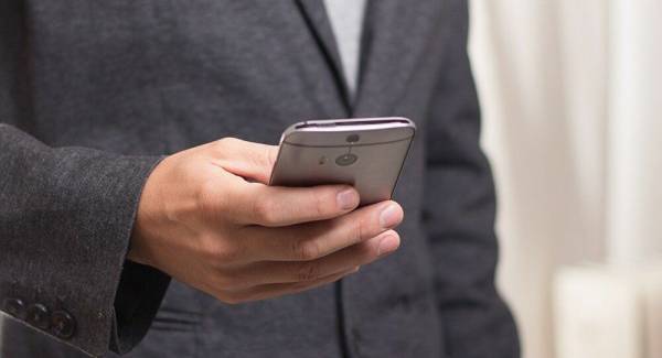 Lockdown: Η Επιτροπή προωθεί αλλαγές στα SMS(2, 4 και 6)