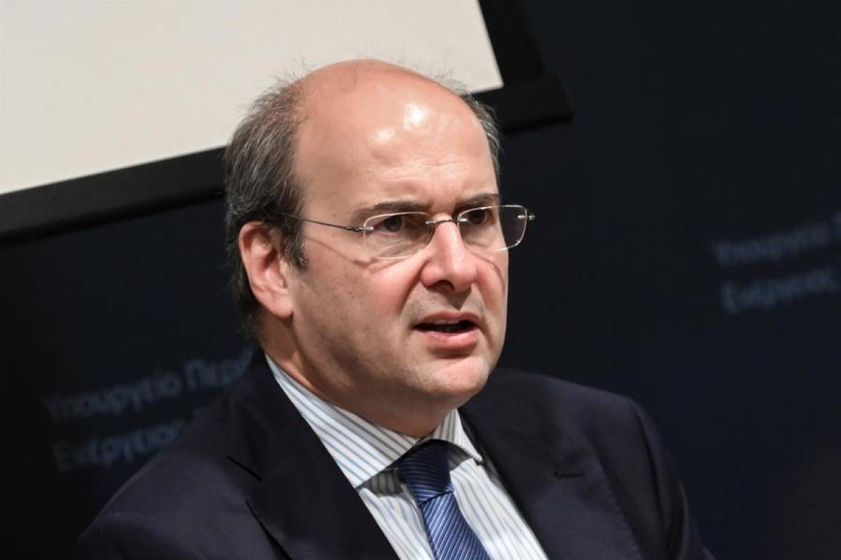 Ειδικό πολεοδομικό σχέδιο και ηλεκτρική σύνδεση για τη Σαντορίνη