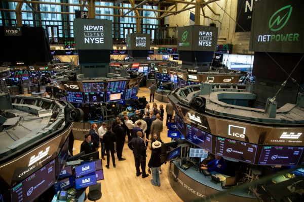 Βήμα σημειωτόν στη Wall Street εν όψει Nvidia