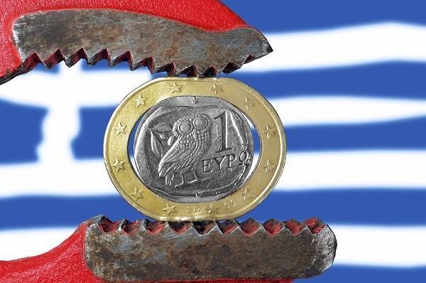 Oxford Economics για Ελλάδα: «Φρένο» στο σερί αναβαθμίσεων λόγω Covid-19