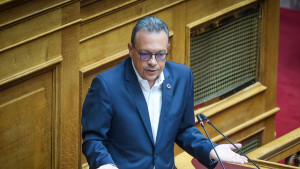 Φάμελλος: Η κυβέρνηση έχει καταδικάσει την Ελλάδα σε ήττες – Ντροπιαστική η σιωπή για τη Γάζα