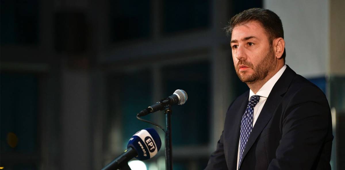 Ανδρουλάκης: Δεν δίνουμε σωσίβιο, ούτε σε Μητσοτάκη, ούτε σε Τσίπρα