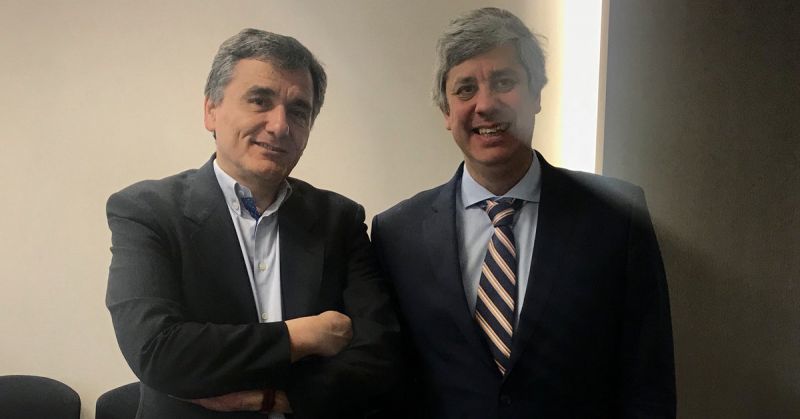 Tweet Σεντένο για... καλή τέταρτη αξιολόγηση
