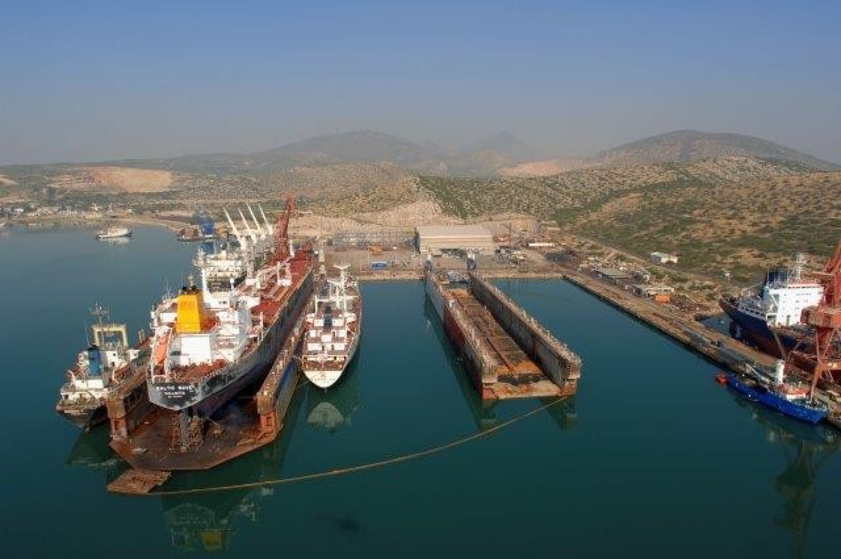 Εργατικό δυστύχημα με έναν νεκρό στα Ναυπηγεία Χαλκίδας