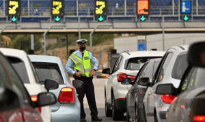 Τροχαία: Έκτακτα μέτρα για το τριήμερο του Δεκαπενταύγουστου-Περιορισμοί για φορτηγά