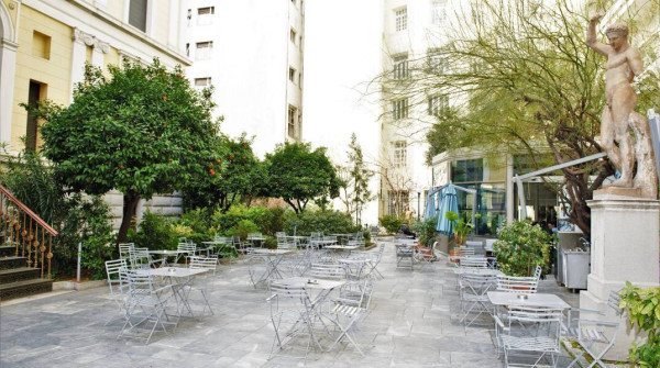 Μεγάλες αλυσίδες παίρνουν τα café των μουσείων- Τι πραγματικά συμβαίνει