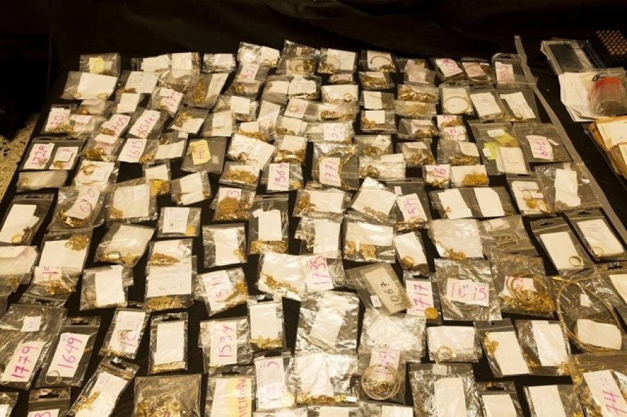 Προφυλακιστέοι 8 από τους 63 συλληφθέντες για το «χρυσό κύκλωμα»