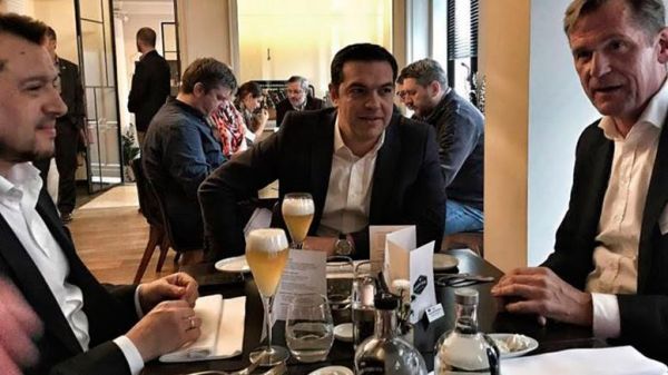 Το «τρολάρισμα» της Bild, κι ένα τηλεφώνημα που δεν έγινε…