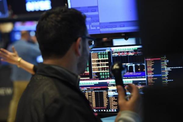 Ισχυρές απώλειες στη Wall Street-Πτωτικό γύρισμα στο πετρέλαιο