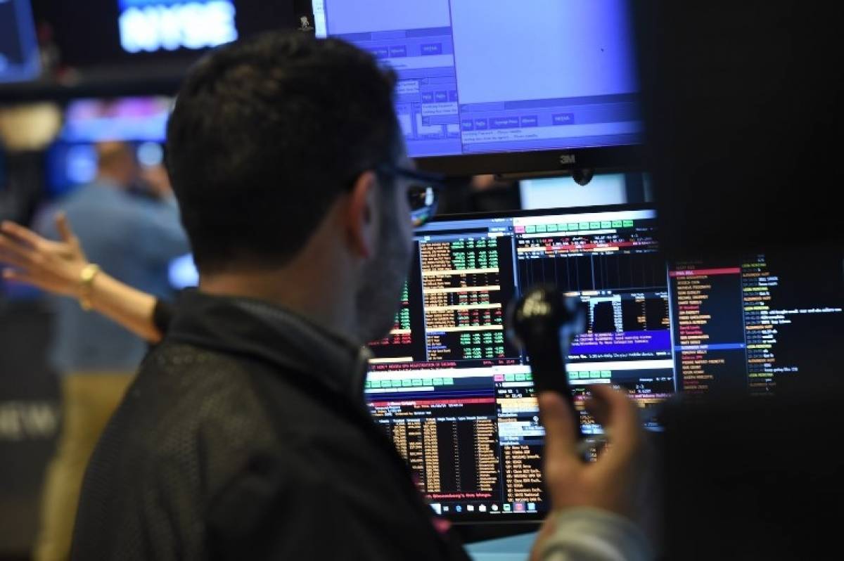 Ισχυρές απώλειες στη Wall Street-Πτωτικό γύρισμα στο πετρέλαιο