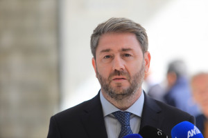 Ανδρουλάκης: Αίτημα σε Κακλαμάνη για διαφανή διαδικασία επιλογής προέδρων στις Ανεξάρτητες Αρχές