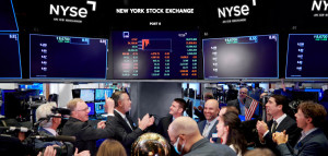 Με μικτά πρόσημα μπήκε ο Ιούνιος στη Wall Street