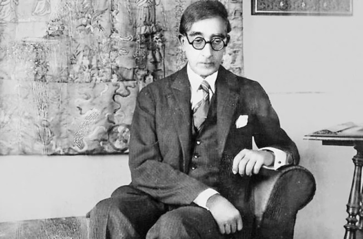 Κωνσταντίνος Καβάφης: 10 στίχοι του ποιητή που έχουν μείνει ανεξίτηλοι στην ιστορία της λογοτεχνίας