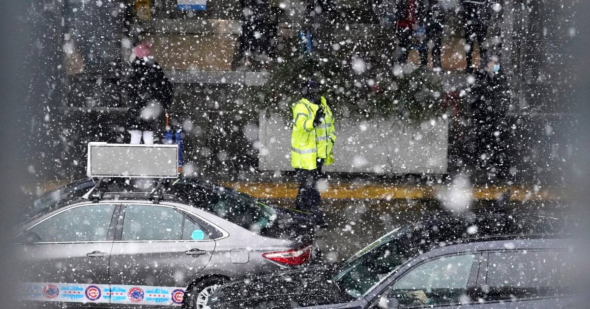 ΗΠΑ: Χάος στα αεροδρόμια λόγω Όμικρον και κακοκαιρίας-Ακυρώθηκαν χιλιάδες πτήσεις
