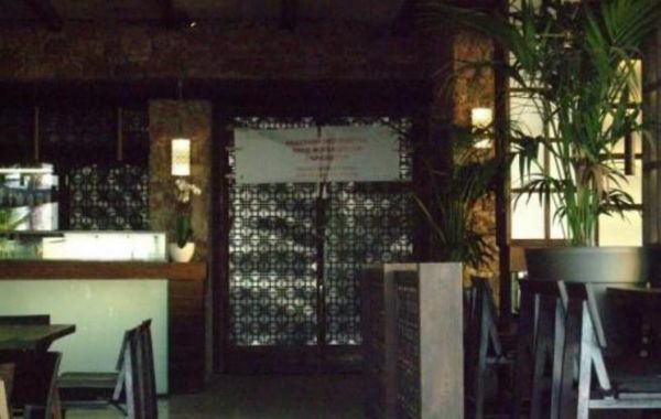 Έβαλαν "λουκέτο" σε γνωστό beach bar της Μυκόνου
