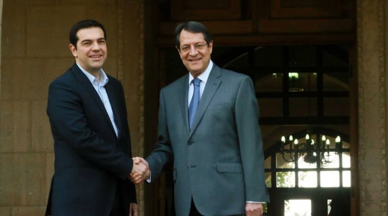 Τσίπρας-Αναστασιάδης συνομίλησαν για το Κυπριακό