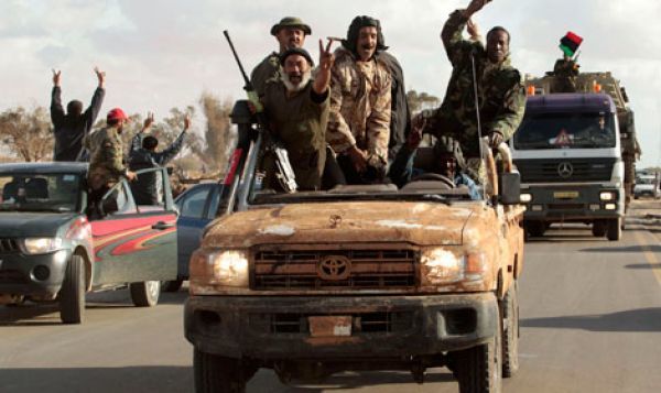 Λιβύη: Για ολιγωρία κατηγορούν το ΝΑΤΟ οι αντικαθεστωτικοί