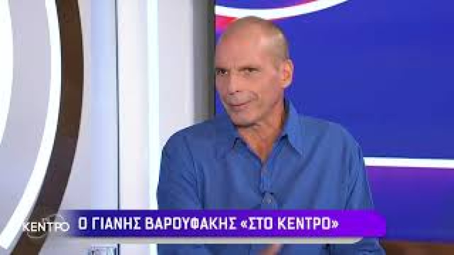 «Καλύτερα εκτός ευρώ»: Πώς ο Τσίπρας θα πρέπει πάλι να απολογείται για τον Βαρουφάκη