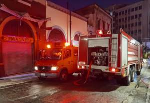 Πειραιάς: Νεκρός άνδρας έπειτα από πυρκαγιά σε κατάστημα