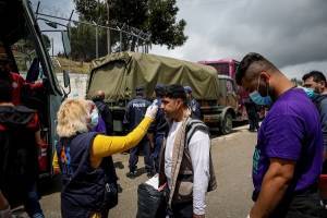 Λέσβος: Κλιμάκιο για τα κρούσματα-Έως 2.000 τεστ στη Μόρια