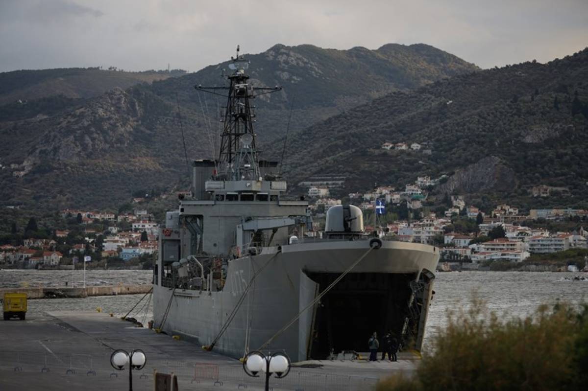 Στη Λέσβο αρματαγωγό για την προσωρινή διαμονή οικογενειών προσφύγων- μεταναστών