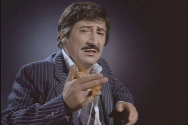 Τα χίλια πρόσωπα του Χάρρυ Κλυνν (videos)