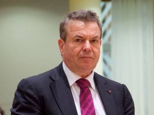 Πετρόπουλος: Δεν θα γίνει περικοπή συντάξεων χηρείας ορίου 55 ετών