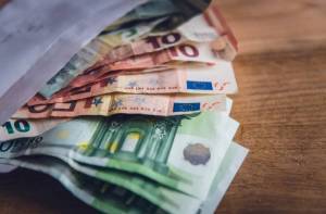 Δώρο Πάσχα: Πληρώνεται η δεύτερη δόση σε εργαζομένους σε αναστολή