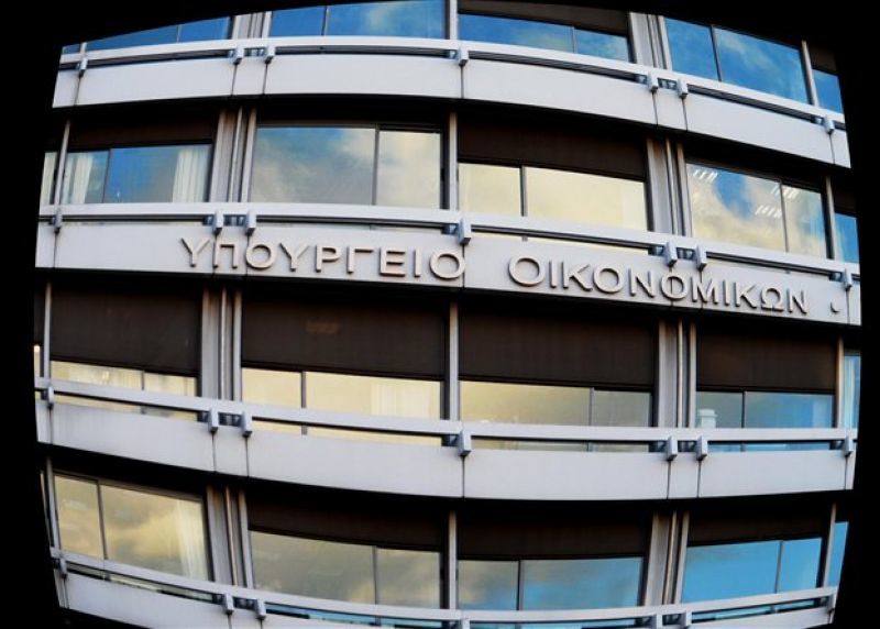 Ο ένας ήταν Ιρλανδός ο άλλος ήταν σουηδός... στο υπό σύσταση Γνωμοδοτικό Συμ﻿βούλιου Γενικής Γραμματείας Δημ﻿οσίων Εσόδων