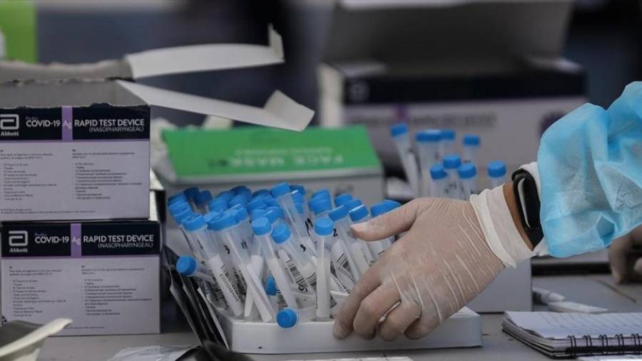 Πρώτη η Κύπρος στη διενέργεια τεστ Covid-19 στην ΕΕ