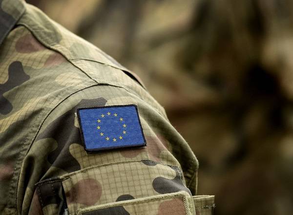 Στα σκαριά ευρωστρατός με 5.000 στρατιώτες έως το 2025