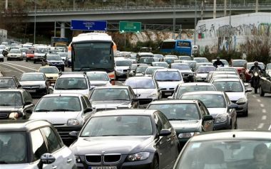 Τουρισμός και leasing κρατούν την αγορά αυτοκινήτου