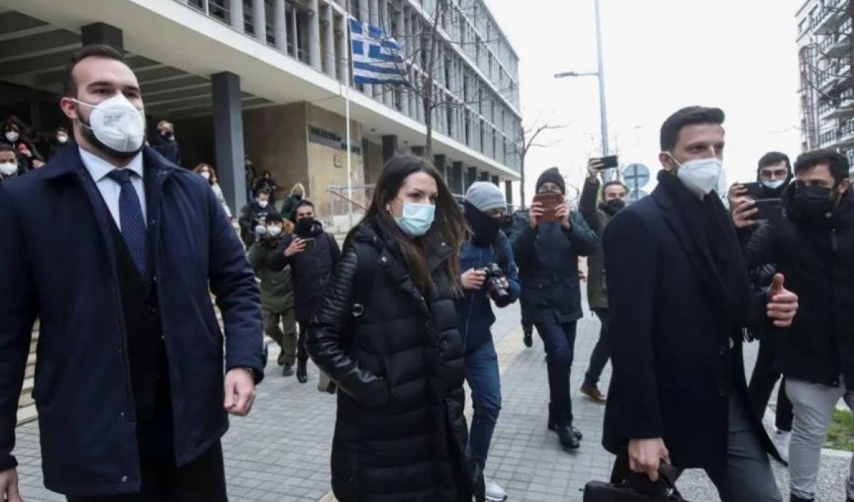 Βιασμός 24χρονης: Στην ανακρίτρια οι τοξικολογικές εξετάσεις-Σύλληψη για κύκλωμα μαστροπείας
